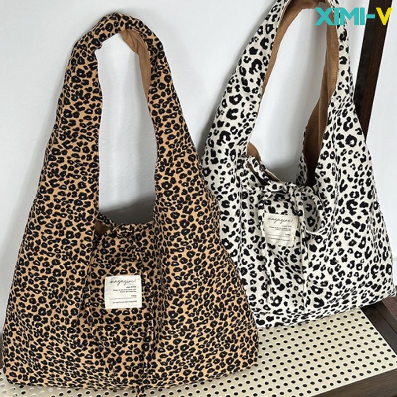 Velvet-touch leopard print reversible tote bag
